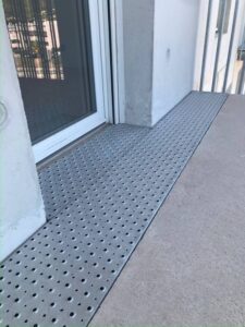 PS-PMR safety grille door threshold