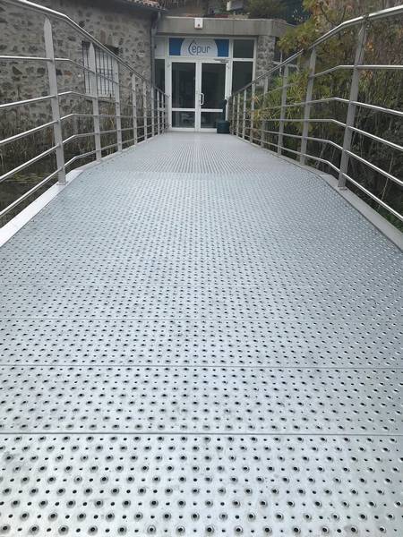 Platform / Pedestrian Walkway – sheet profile gratings