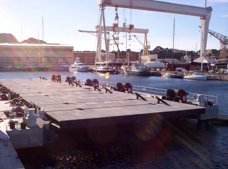 Offshore Grating – Benefits of Offshore Electroforged Grating