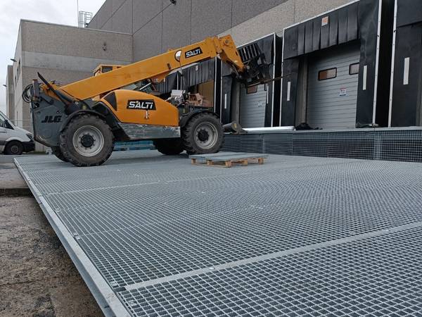 Grating for Industrial Floors and Industrial Flooring – 3. Full grating